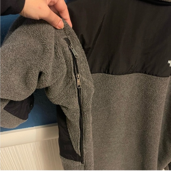 The North Face Denali Polartec Fleece Jacket - Picture 9 of 10